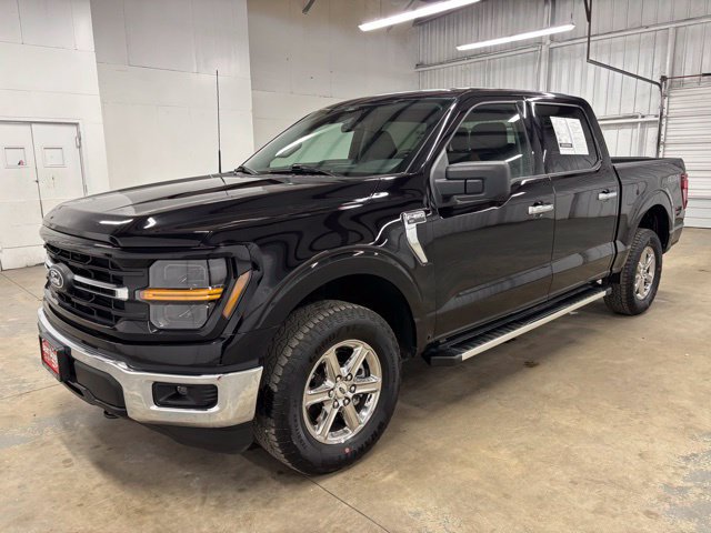 Used 2025 Ford F150 XLT w/ Equipment Group 301A Standard AWD/4WD image 3