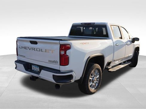 Used 2024 Chevrolet Silverado 3500 High Country AWD/4WD image 3
