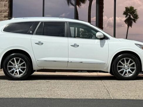 Used 2016 Buick Enclave Leather image 15