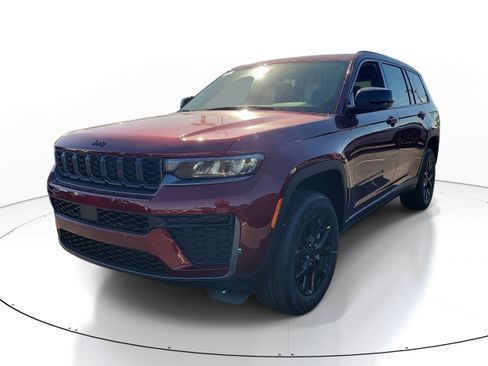 New 2026 Jeep Grand Cherokee L 2WD image 4