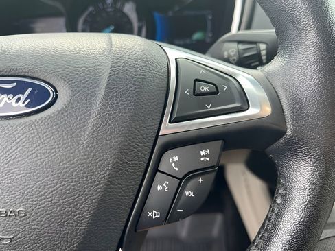 Used 2018 Ford Fusion SE w/ Equipment Group 602A FWD image 19