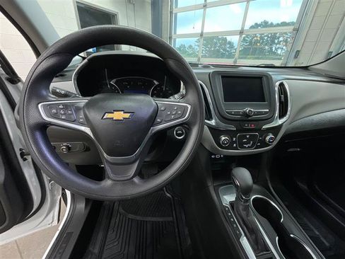 Used 2022 Chevrolet Equinox LT FWD image 13