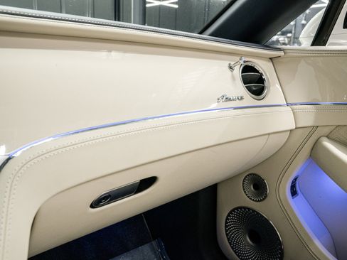 Used 2023 Bentley Continental GT Azure AWD/4WD image 31