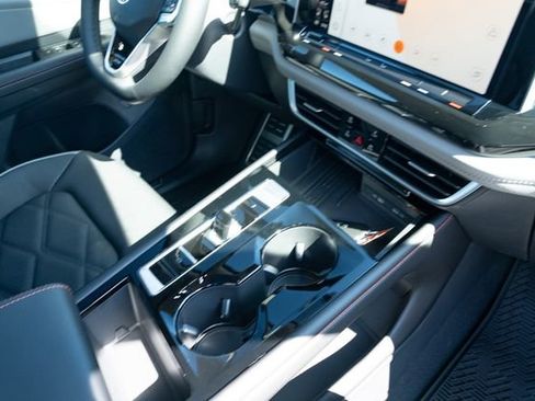 New 2026 Volkswagen Atlas Peak Edition image 43