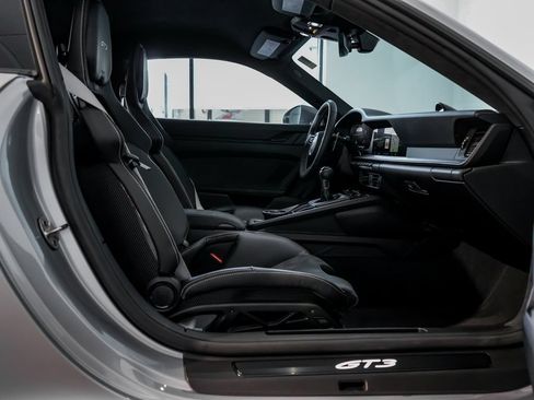 Certified 2026 Porsche 911 GT3 RWD image 25