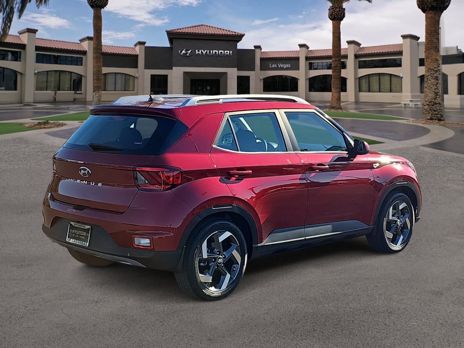 Certified 2024 Hyundai Venue SEL FWD image 8