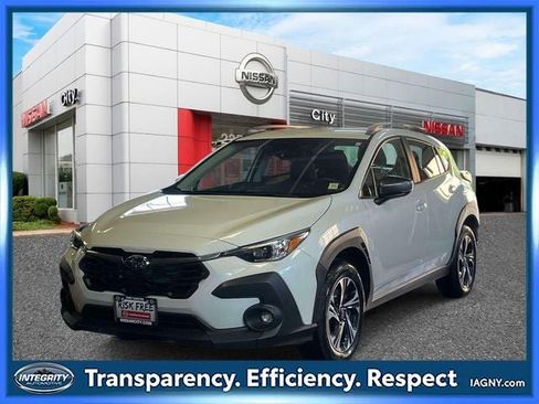 Used 2024 Subaru Crosstrek 2.0i Premium AWD/4WD image 4