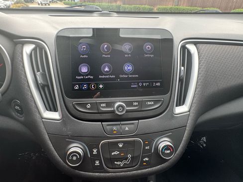 Used 2021 Chevrolet Malibu LS FWD image 19