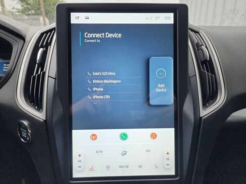 Used 2023 Ford Edge SEL image 26