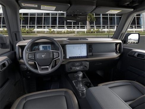 New 2025 Ford Bronco Big Bend image 9