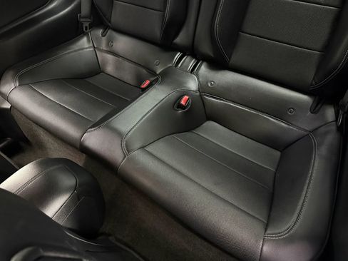 Used 2017 Ford Mustang GT Premium image 20