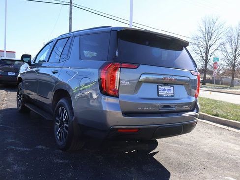 Used 2021 GMC Yukon AT4 w/ Technology Package AWD/4WD image 5