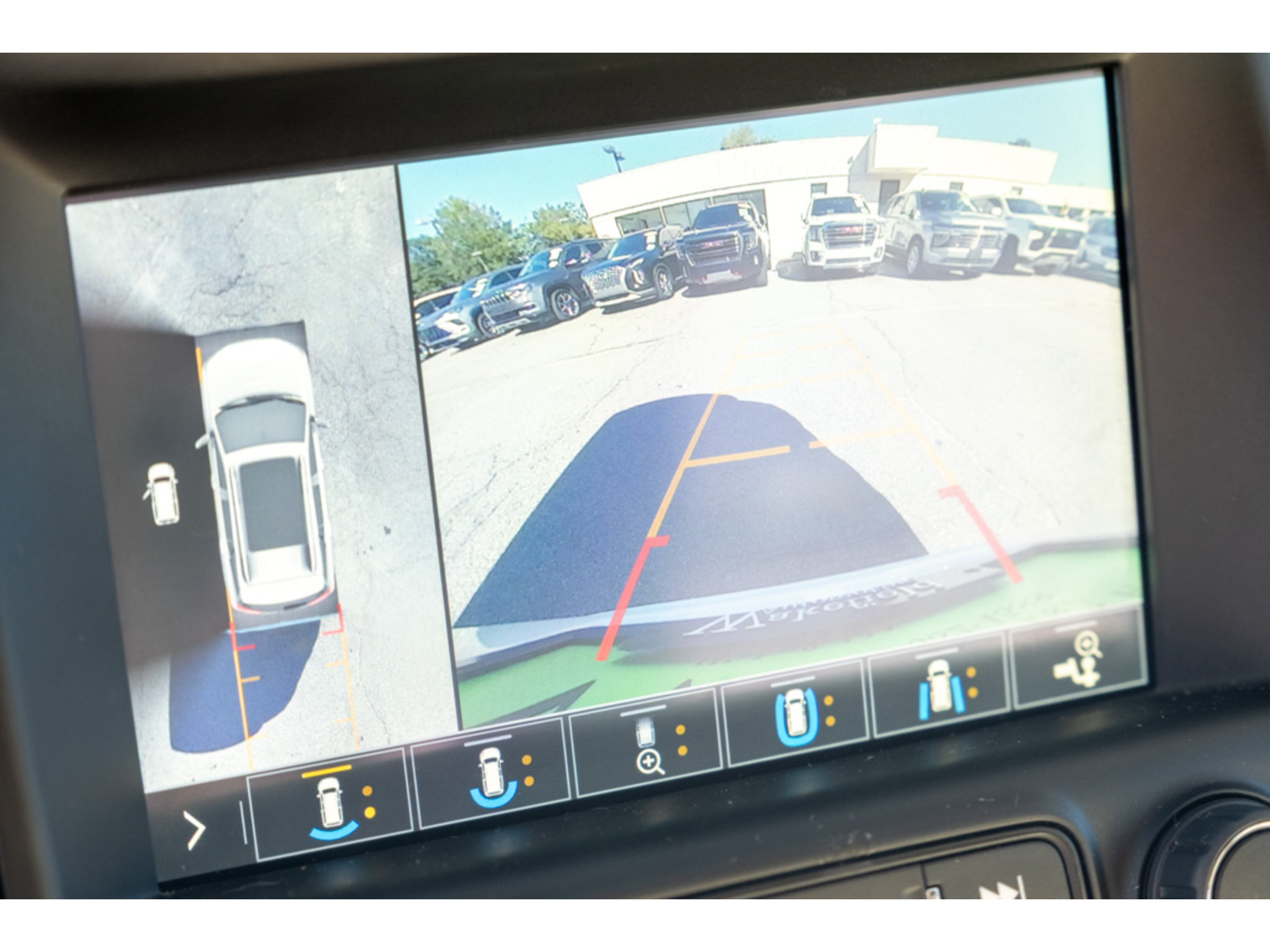 Used 2019 GMC Terrain Denali w/ Advanced Safety Package FWD image 24