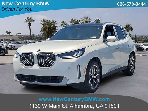 New 2026 BMW X3 xDrive30i w/ Premium Package AWD/4WD image 1