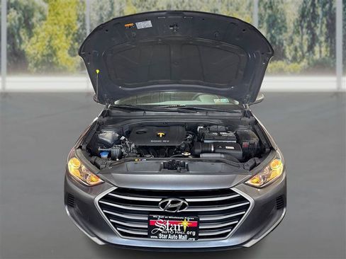 Used 2018 Hyundai Elantra SEL FWD image 11