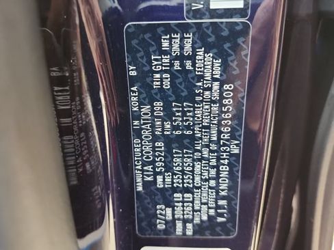 Used 2024 Kia Carnival LX FWD image 34