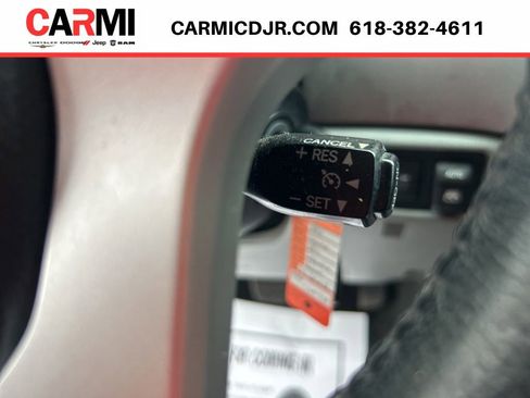 Used 2016 Toyota Sequoia SR5 AWD/4WD image 18