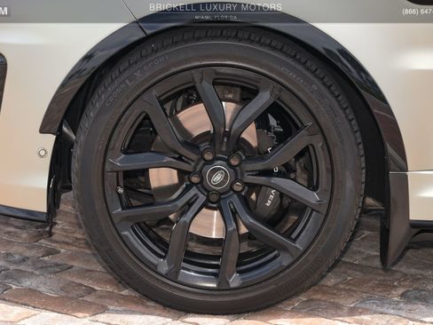 Used 2020 Land Rover Range Rover Sport SVR AWD/4WD image 40