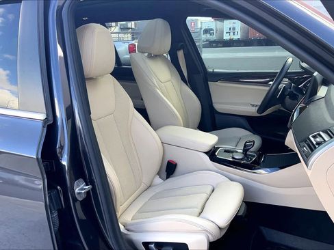 Used 2022 BMW X3 xDrive30i w/ Premium Package image 14