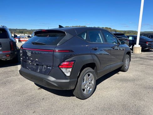 New 2026 Hyundai Kona SE image 4