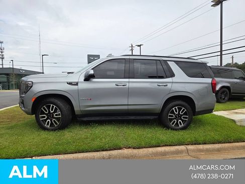 Used 2024 GMC Yukon AT4 w/ Technology Package AWD/4WD image 2