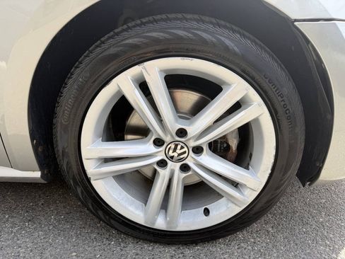 Used 2014 Volkswagen Passat 1.8T SE FWD image 13