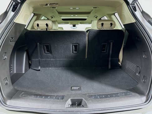 Used 2023 Buick Enclave Premium w/ Experience Buick Package image 31