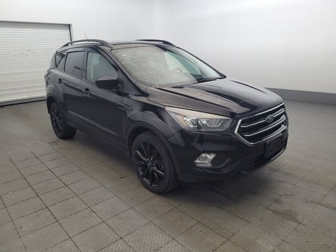 Used 2018 Ford Escape SE w/ SE Sport Appearance Package AWD/4WD image 13