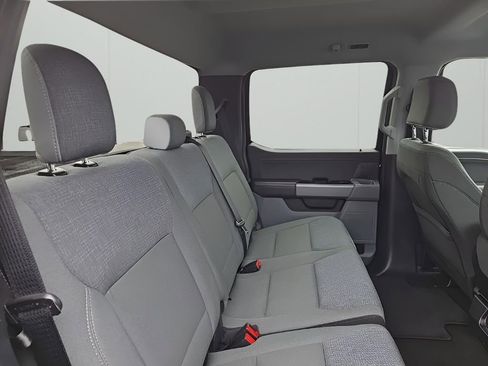 Used 2025 Ford F150 XLT w/ Equipment Group 301A Standard image 15