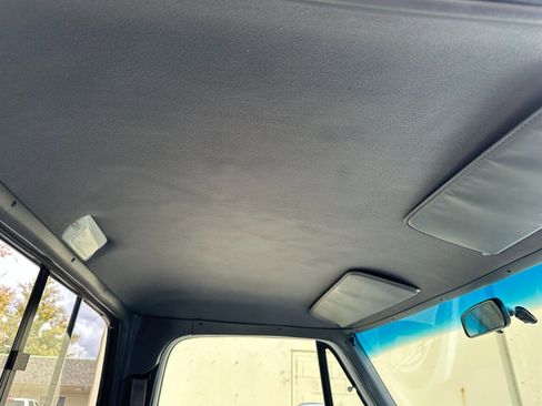 Used 1991 Dodge D/W Truck 250 image 47