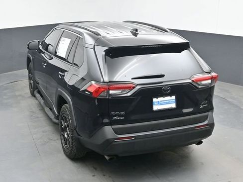 Used 2020 Toyota RAV4 XLE FWD image 33