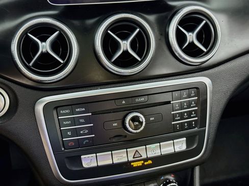 Used 2019 Mercedes-Benz CLA 250 4MATIC image 17