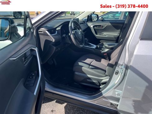Certified 2023 Toyota RAV4 LE AWD/4WD image 15