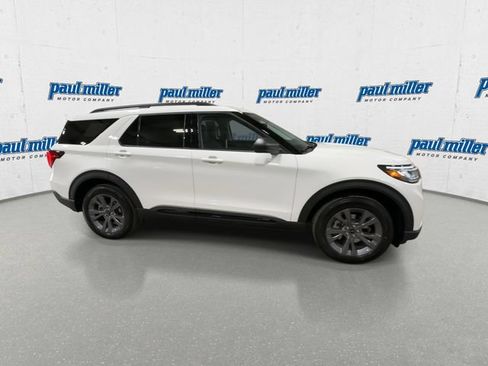 Used 2026 Ford Explorer Active w/ Active Comfort Package AWD/4WD image 13