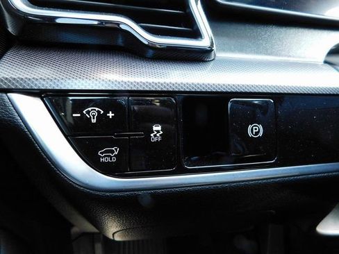 Used 2024 Kia Sportage SX image 25