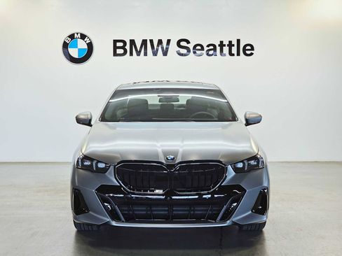 New 2026 BMW 540i xDrive w/ M Sport Package image 6