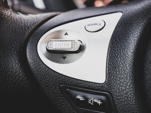 Used 2019 Nissan Sentra SV image 8