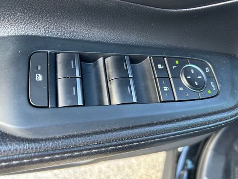 Used 2024 Toyota Grand Highlander AWD image 19