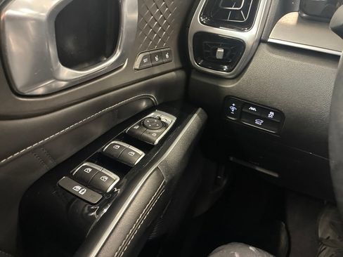 Certified 2023 Kia Sorento SX AWD/4WD image 20