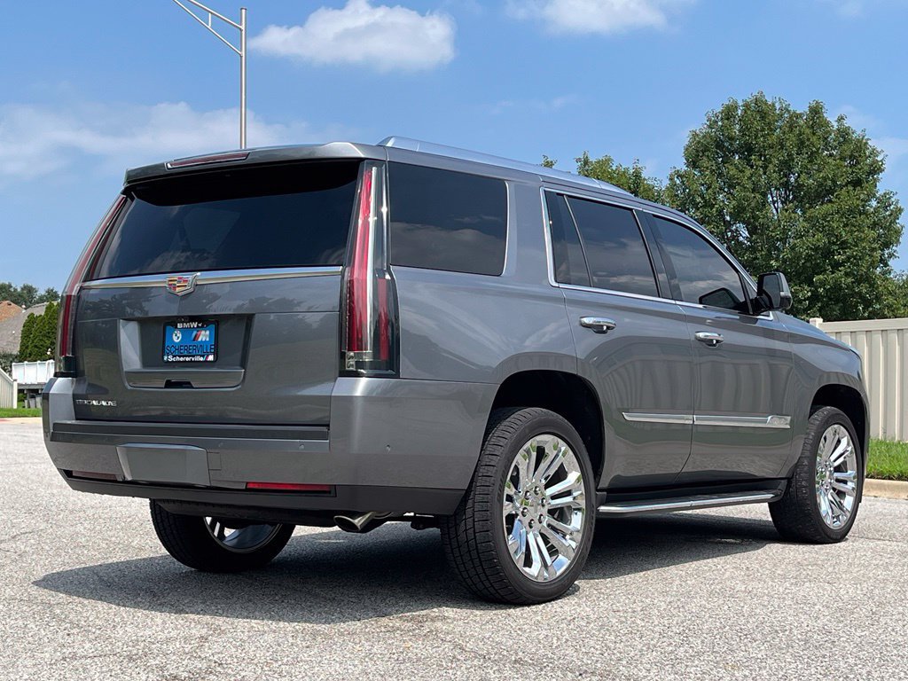 Used 2018 Cadillac Escalade Luxury w/ LPO, Radiant Package AWD/4WD image 7