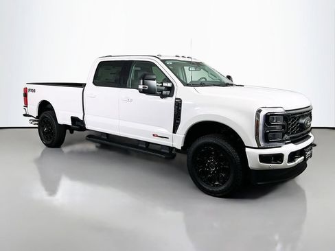 New 2026 Ford F350 Lariat w/ Black Appearance Package AWD/4WD image 1
