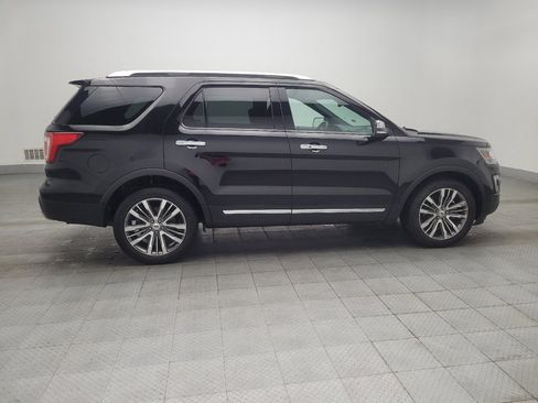 Used 2017 Ford Explorer Platinum image 10