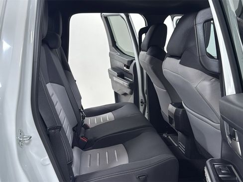 Certified 2025 Toyota Tacoma TRD Sport image 17