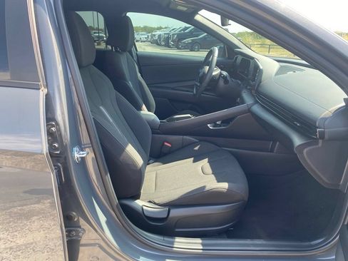 Used 2026 Hyundai Elantra Sport FWD image 13