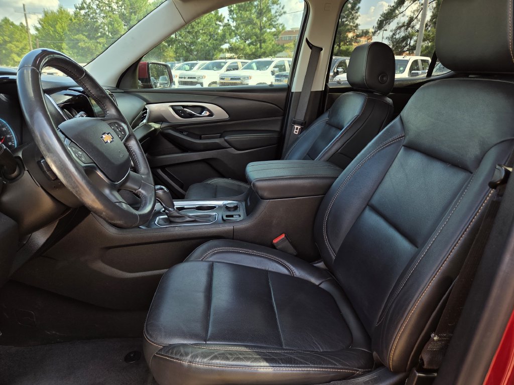 Certified 2020 Chevrolet Traverse LT FWD image 15