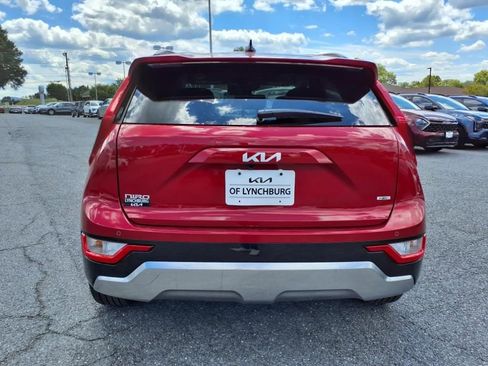 New 2025 Kia Niro EX Touring image 5