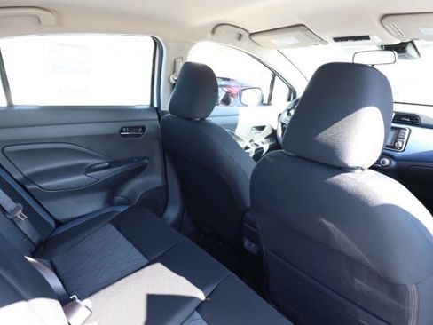 New 2025 Nissan Versa 1.6 SV w/ Trunk Package image 16