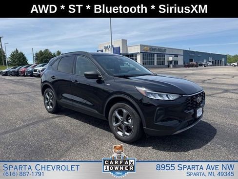 Used 2025 Ford Escape ST-Line AWD/4WD image 1