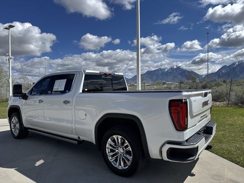 Used 2021 GMC Sierra 1500 Denali w/ Denali Ultimate Package image 3