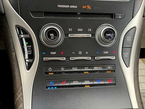 Used 2019 Lincoln Nautilus Reserve image 30